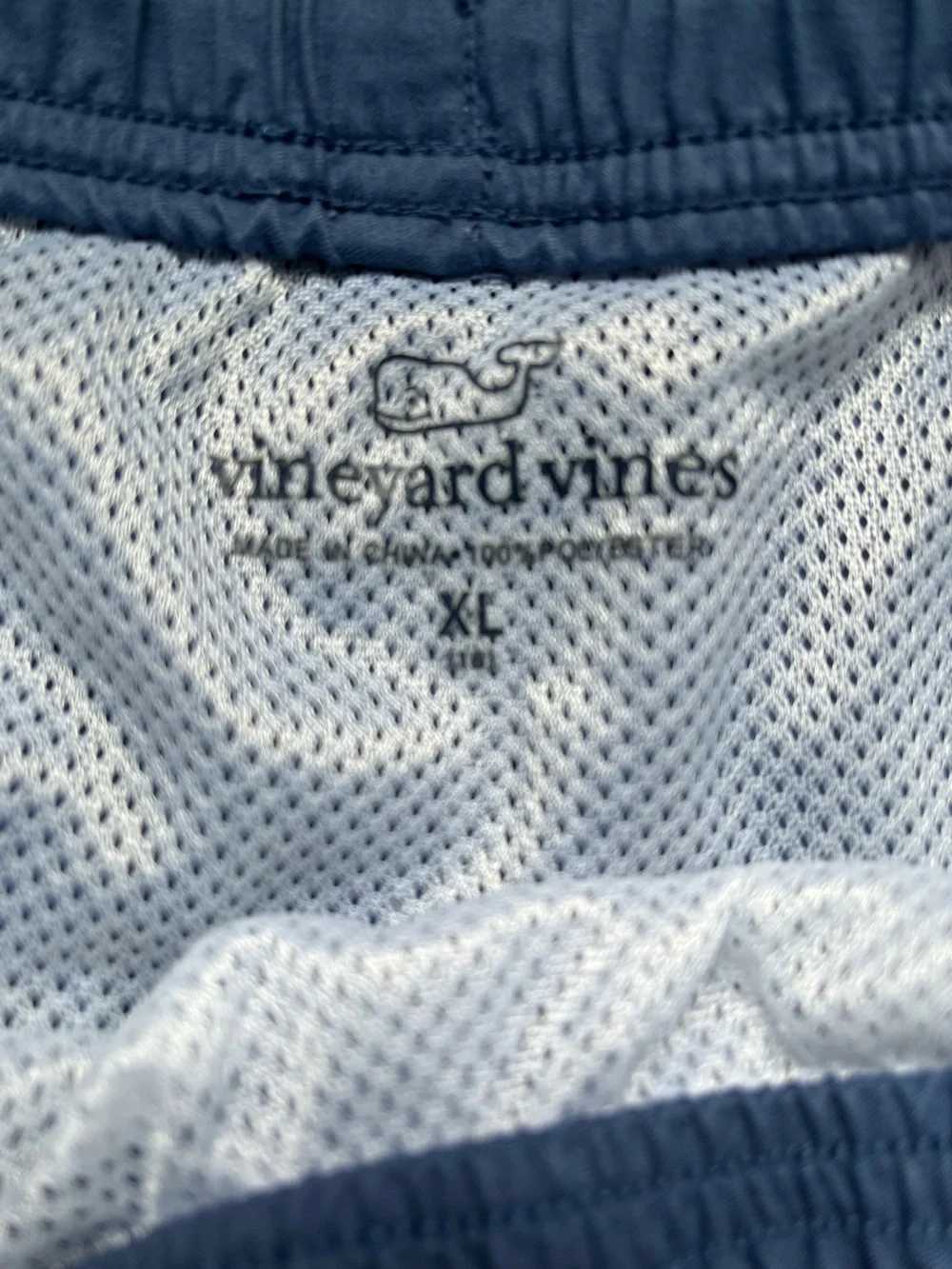 Vineyard Vines Boy’s Colorblock Blue Swim Shorts-XL (18)